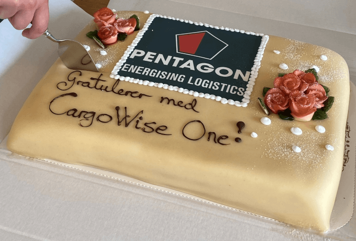 Cake with Pentagon logo