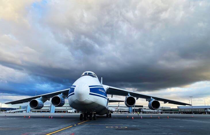 Large plane