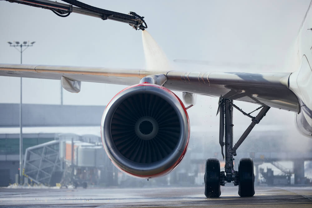 Washing the plane