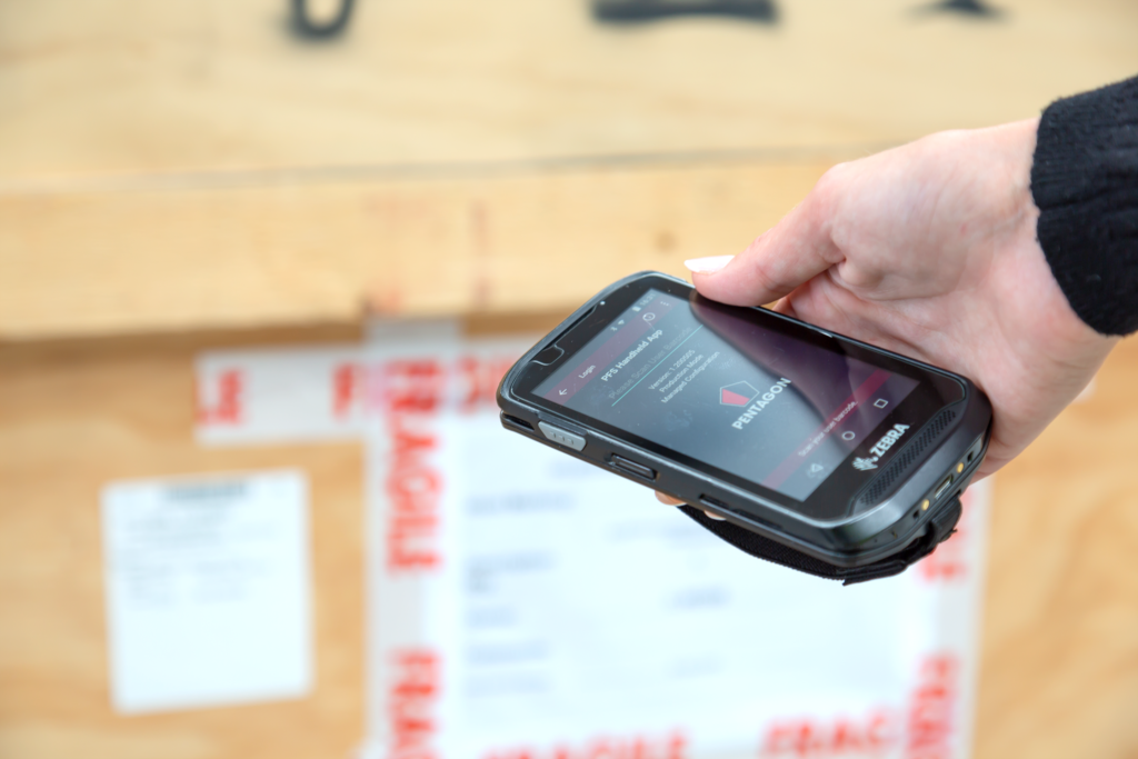 Scanning of goods in cardboard boxes